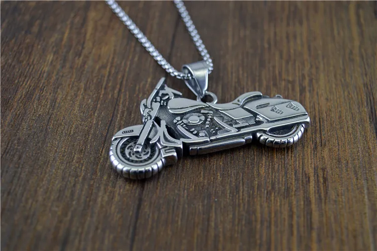 Domineering Fashion Hip-hop Motorcycle Pendant Necklace Men\'s Cycling Rock Trend Jewelry