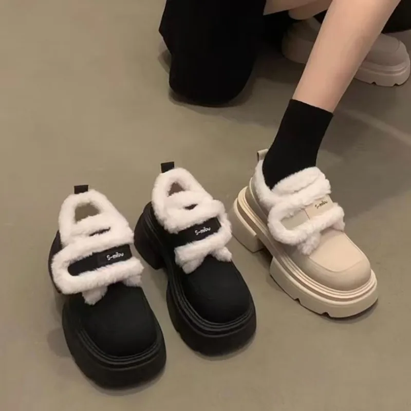 

Winter Korean Add Fur Board Shoes Snow Boots Women Thick-soled Versatile Lamb Wool Sneakers 2026 Women Vulcanized Cotton Shoes