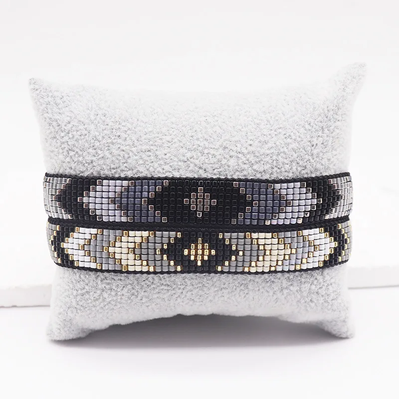 Bohemia Adjustable Rice Bead Bracelet with Butterfly Design Multiple Colors Hand-Woven Simple Creativity Personality Beaded