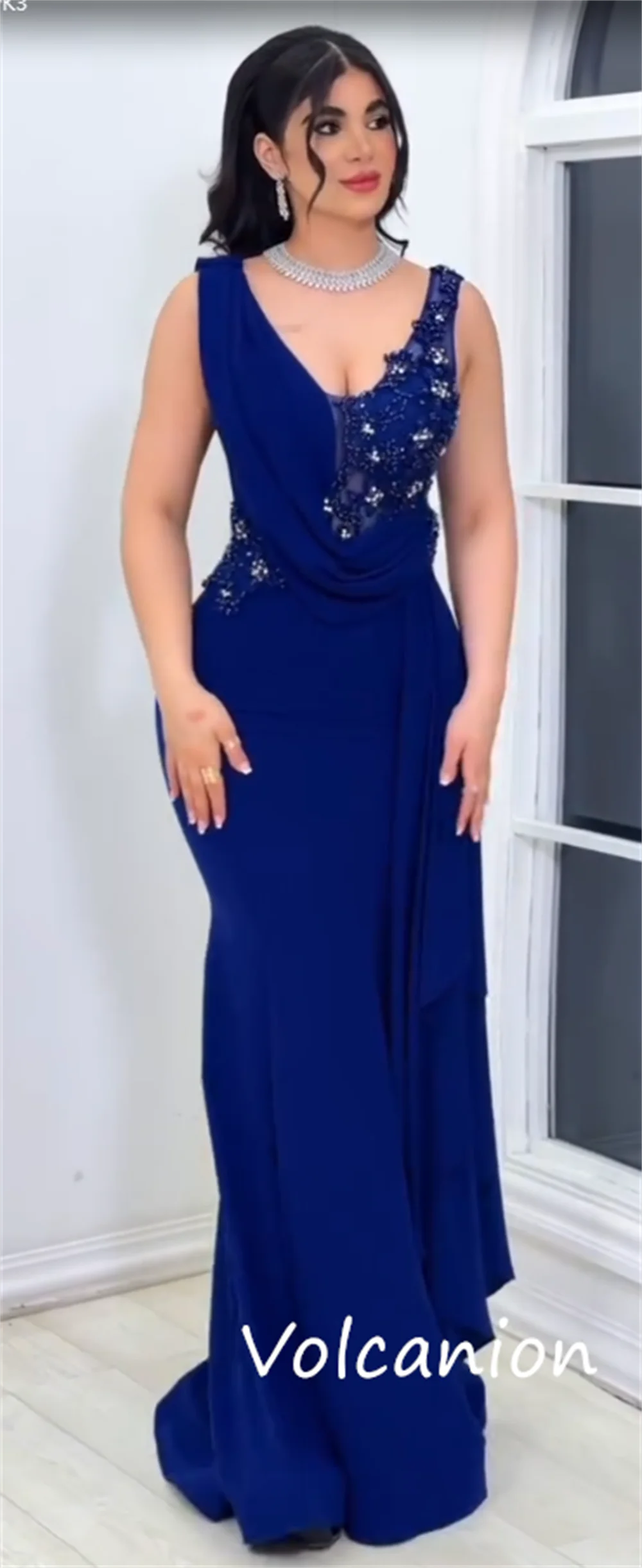 Customized Fashion Intricate Jersey Sequined Pleat Trumpet V-neck Long Dresses Bespoke Occasion High Quality