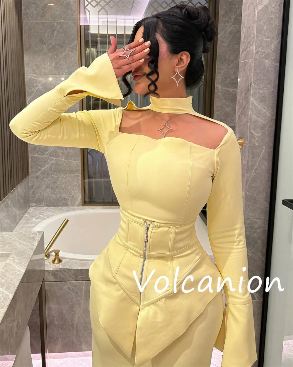 تخصيص النمط الصيني جيرسي الطية مستقيم الياقة العالية فساتين متوسطة الطول مناسبة مخصصة رعوية رائعة