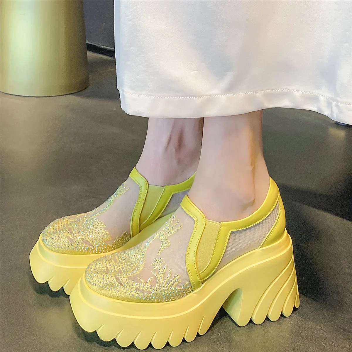 

Rhinestones Shoes Women Breathable Lace High Heel Roman Gladiator Sandals Female Summer Round Toe Platform Pumps Casual Shoes