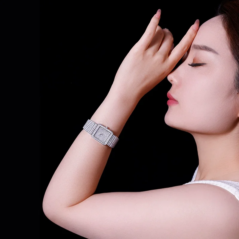 BELLUX Fashion Luxury White Full Diamond Women's Watch Artificial Zircon Unique Square Dial Watch