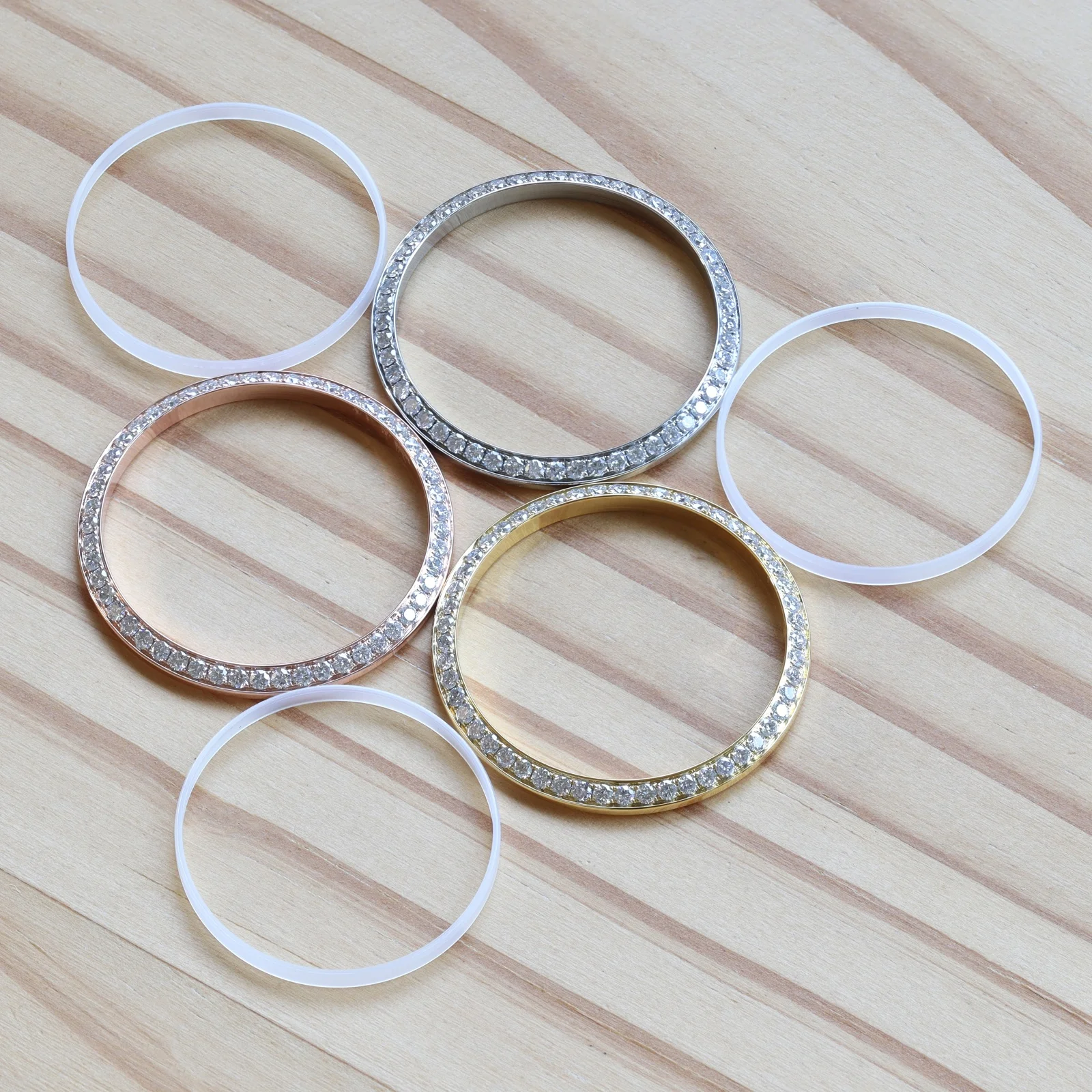 

Безель с драгоценными камнями для часов Rolex Datejust 36