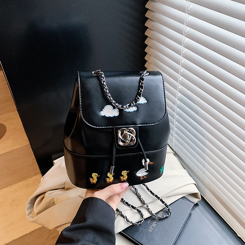 

Retro Ready Diaper Bag For Women Leather Crossbody Bag Luxury Vintage Tote Minimalist Designer Large Capacity Elegant