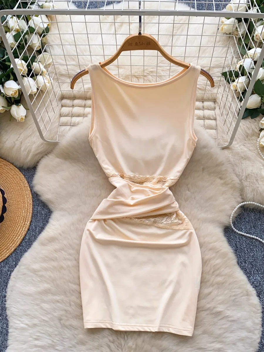 Foamlina รอบคอ SLIM FIT Bodycon มินิเดรสยุโรปสาวร้อนเอวลูกไม้ Patchwork Cinched เอวชุดสั้น