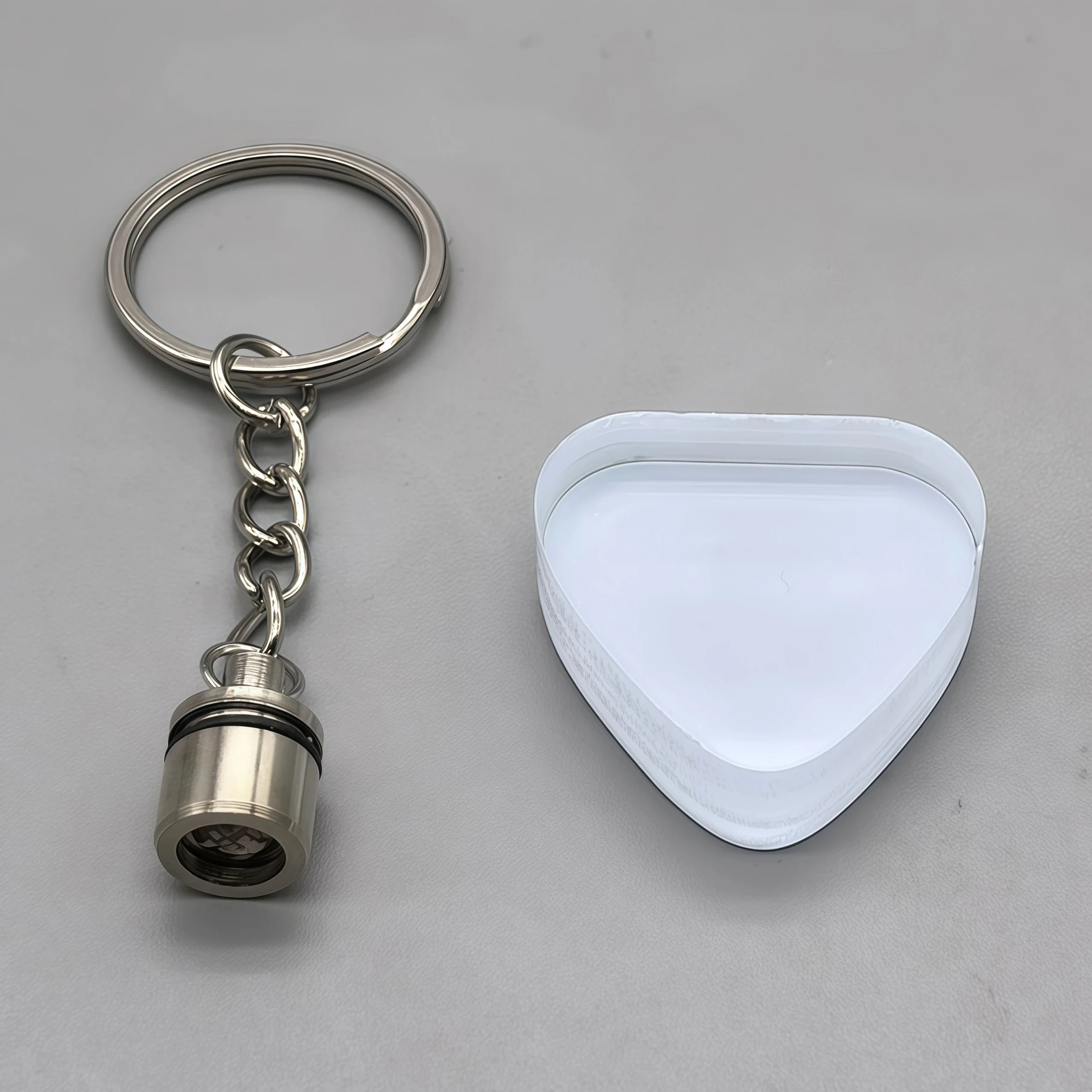 30pcs Colorful LED Acrylic Keychains with Key Rings Sublimation Blanks for Christmas Bag Key Decor DIY Gift