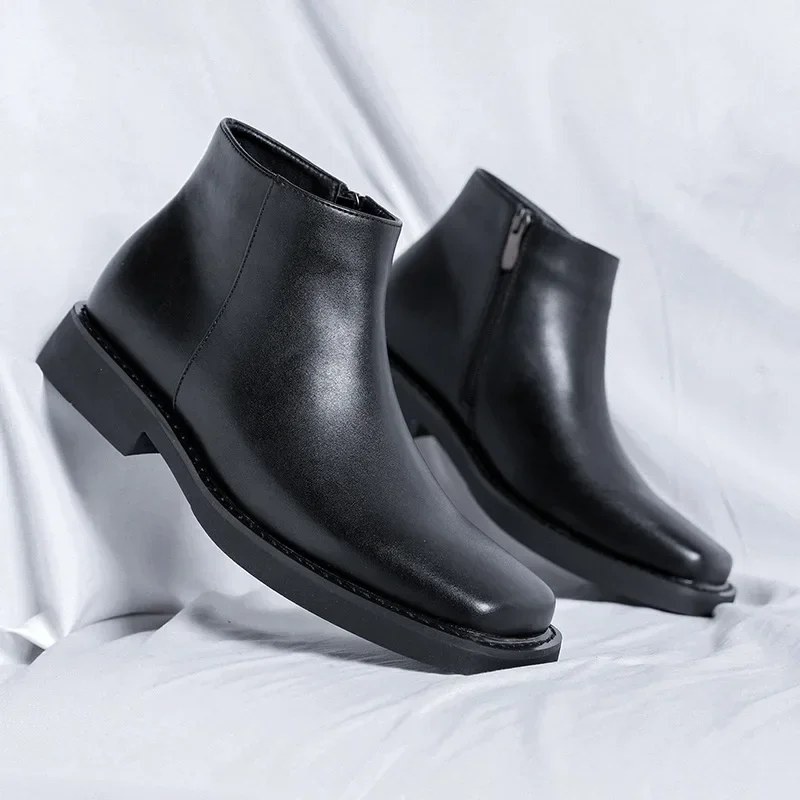 2024 New Designer Chelsea Boots Men's Fashion Black Leather Shoes British Style Side Zipper Casual Business Male Platform Boots