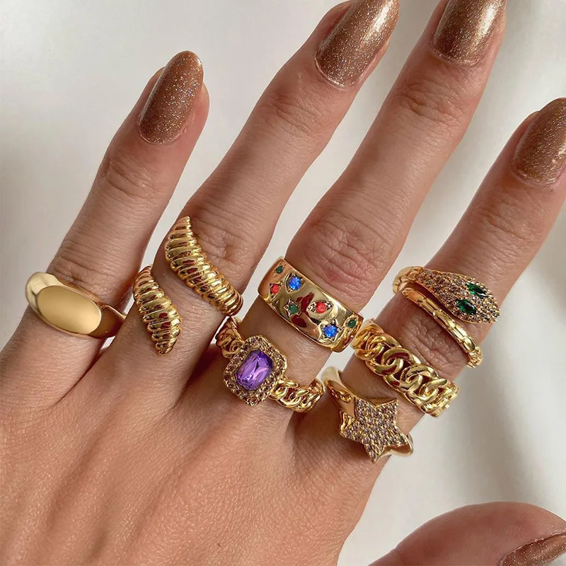 Vintage Metal Crystal Rings Set for Women Gold Color Rhinestone Star Square Zircon Snake Ring Girls Punk Opened Jewelry Gift