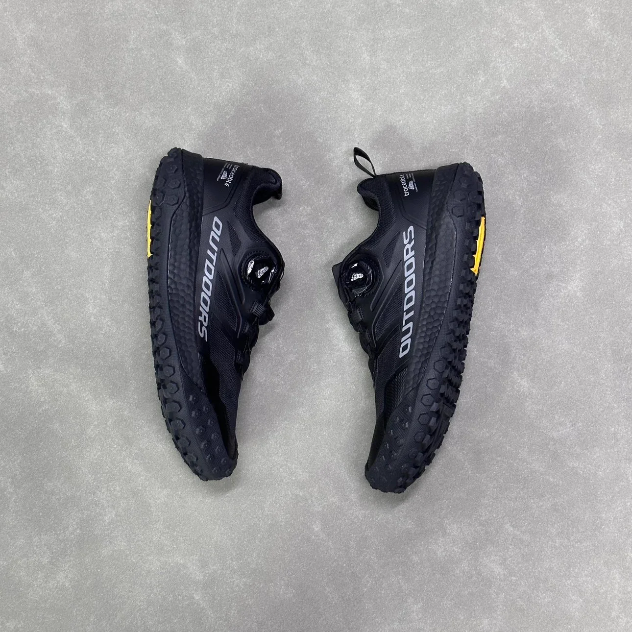 2025 summer new men's women's trail running shoes Non-slip wear-resistant thick sole Breathable