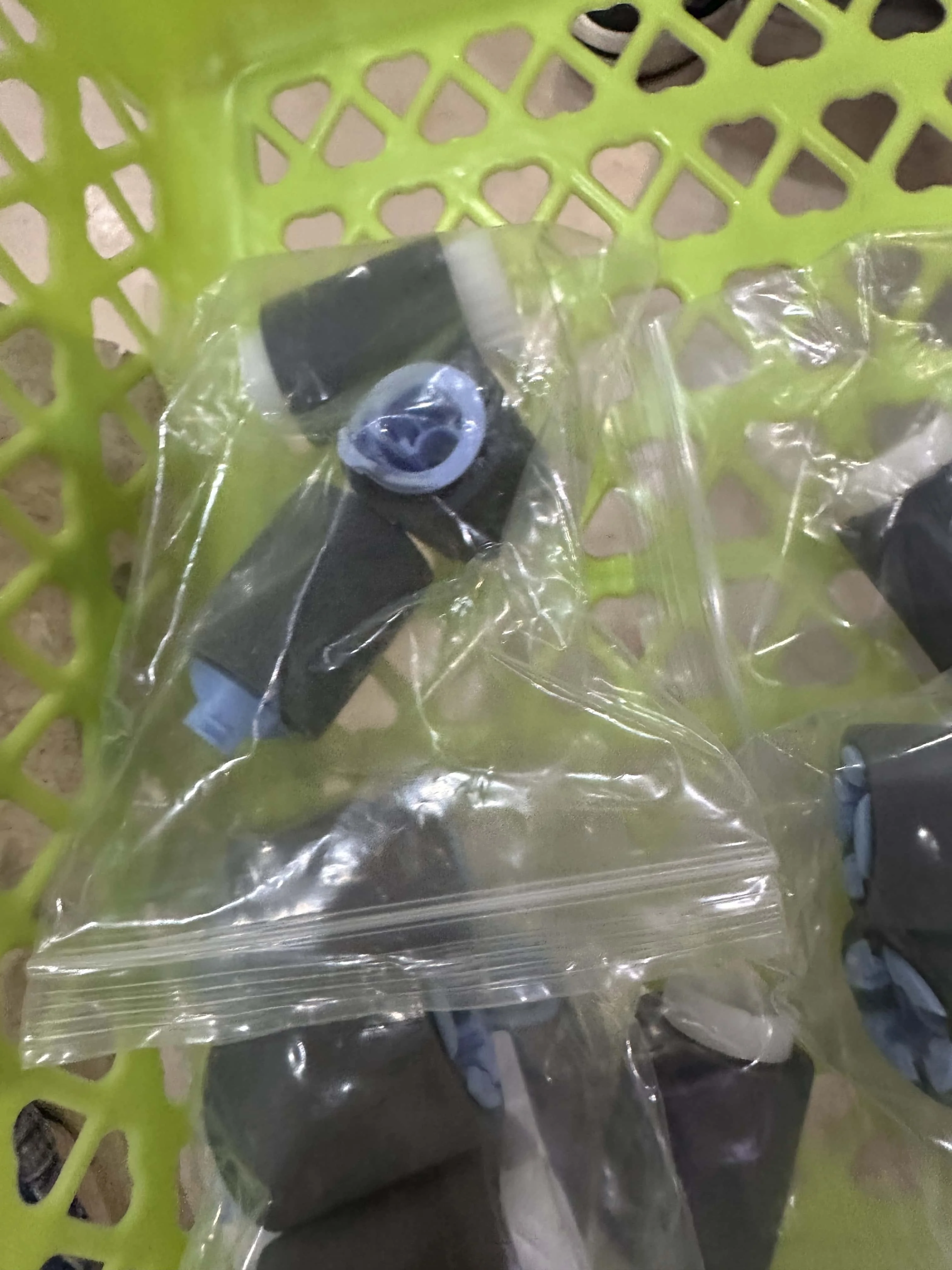 

1X RM1-0036-000 RM1-0037-000 Ролик захвата разделения подачи для HP 4200 4250 4300 4345 4350 4700 P4014 4015 4515 M601 M602 M603