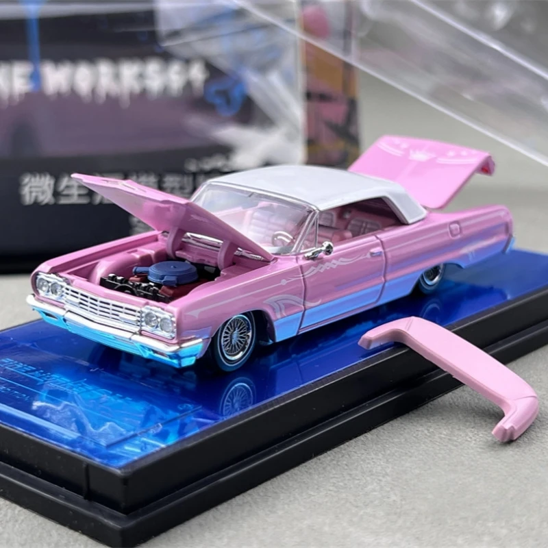 Immagine 3: Modellino in Lega FW 1/64 Impala Stile West Coast Americana con Teschio Nero