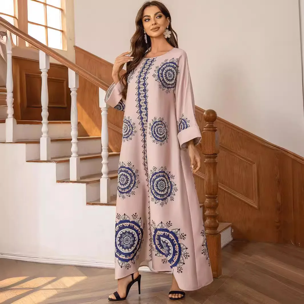 

Muslim Homewear Bohemian Fashion Printed Hot Diamond Bead Crew Neck Robe Women's Simple Temperament Elegant Holiday Style High-e