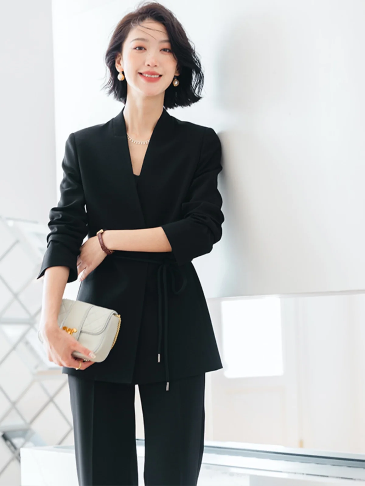 Diisia 2025 Frühling Herbst Neuer Eleganter Professioneller Business-Anzug Hochwertiger Schwarzer Acetat-Anzug Damen Zweiteiler