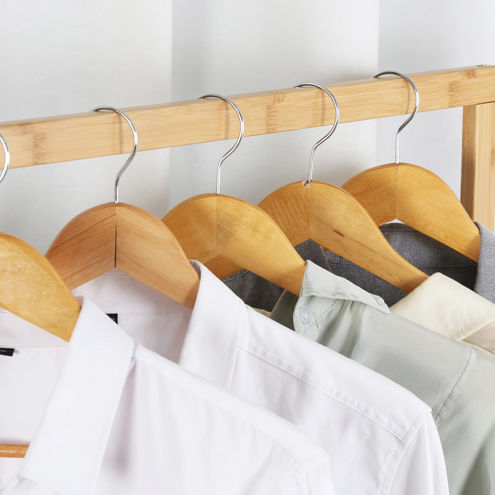 Rolling Clothes Hanging Rack with Double-Rod Wooden Garment Stand with Wheels