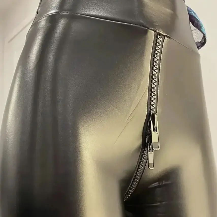 

Женские брюки большого размера из искусственной кожи, повседневные элегантные модные спортивные штаны на открытом воздухе, универсальные утягивающие и плюшевые брюки с высокой эластичностью