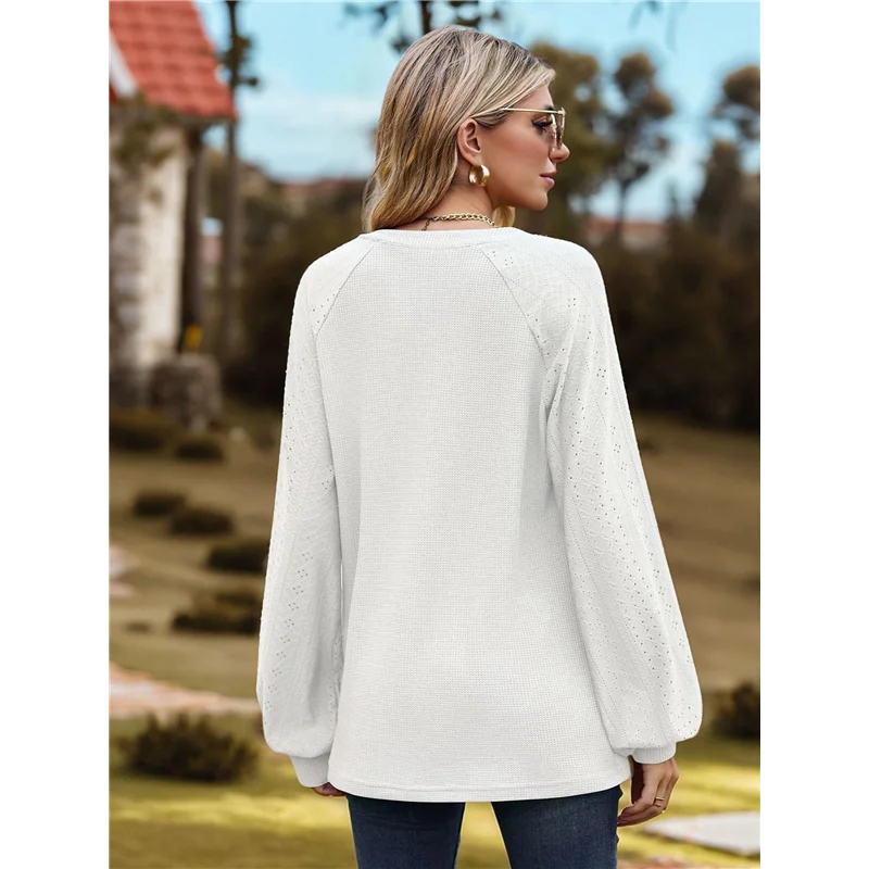 

【】Womens Long Sleeve T-Shirts Deep V Neck Blouse Dressy Casual 2025 Fashion Loose Soft Fall Winter Clothes