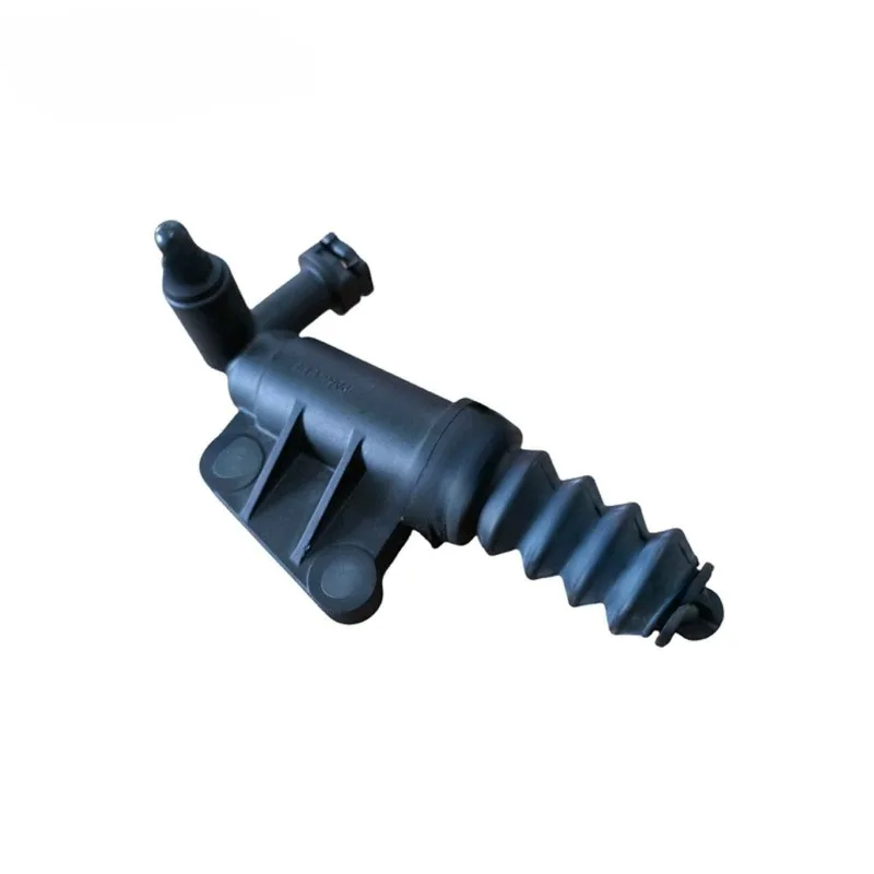 Plastic Clutch Sub-pump Brake Sub-pump for  SWIFT 23820-68L00 Auto Parts