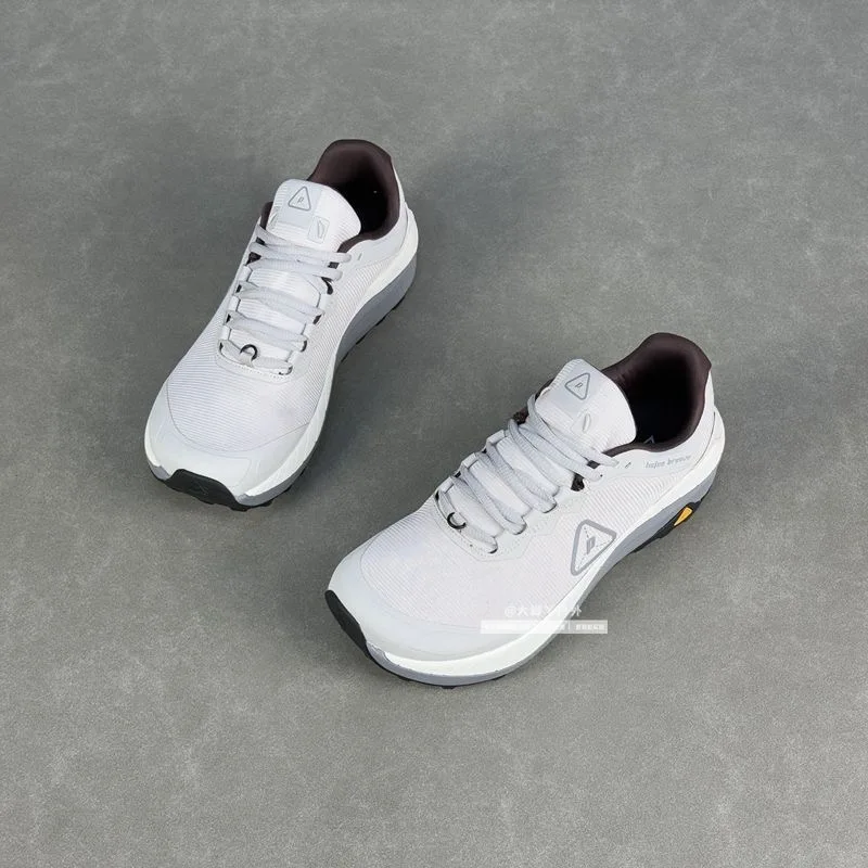 

Super Cool Mens Running Shoes Luxury Brand Sport Shoes Women Non-Slip Jogging Shoes For Unisex Breathable Sneakers