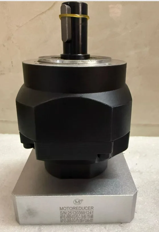 Motor Reducer MPVE-090B-012-P3-C19-95-115-M8