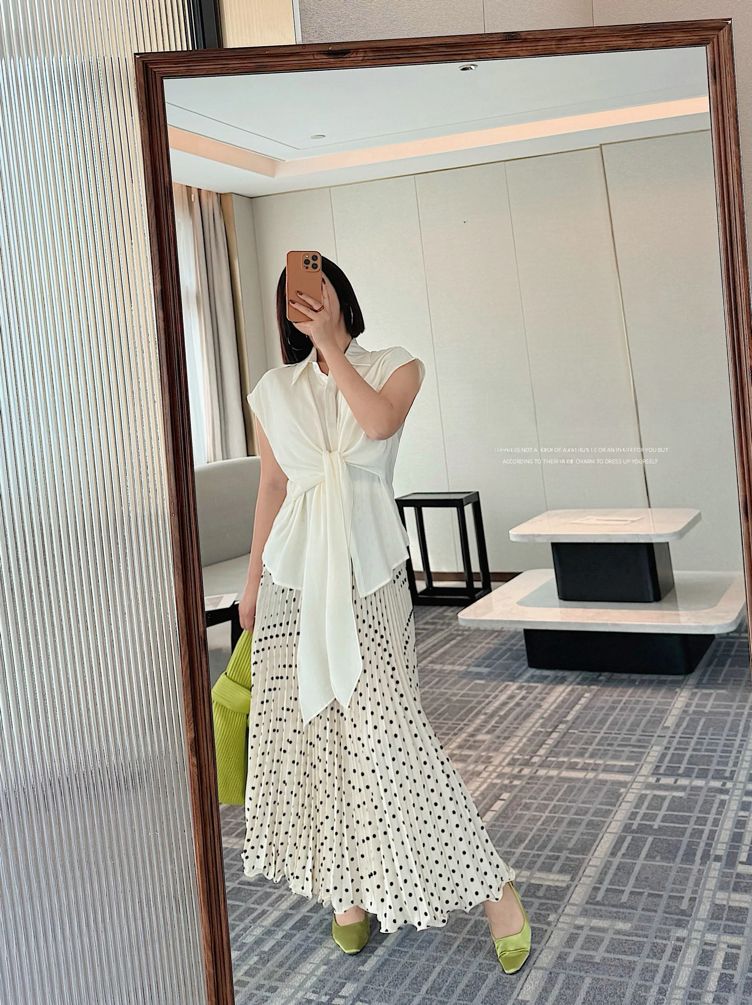 

Elegant Waist-Cinching Short Sleeve Shirt Women's Top Summer New Style Loose Slimming Versatile Gentle Summer Shirt