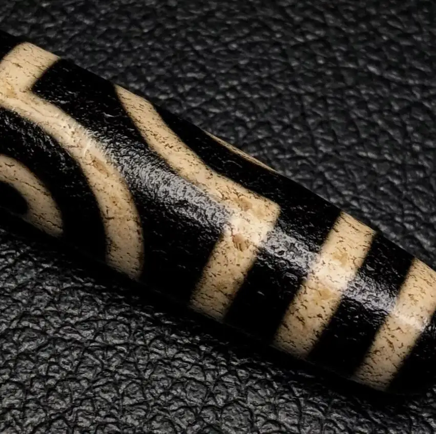 

Himalayan Ancient Tibetan DZI Beads Old Agate 2 Eye Totem Amulet Pendant