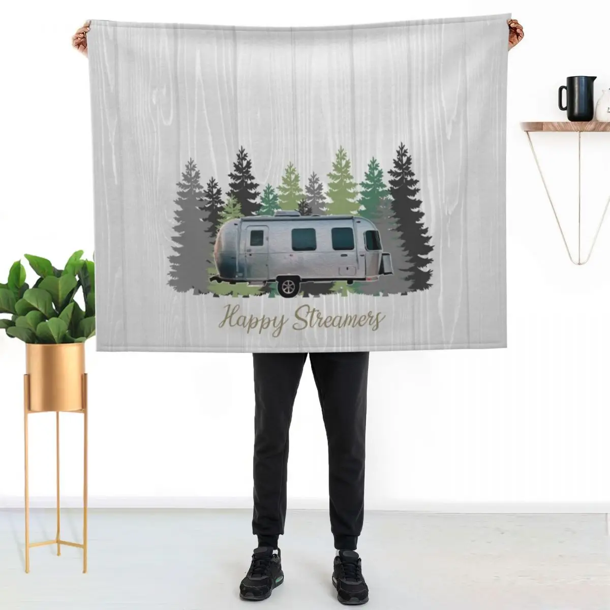 

Happy Streamers Throw Blanket Warm Accent Blanket for Living Room Decoration