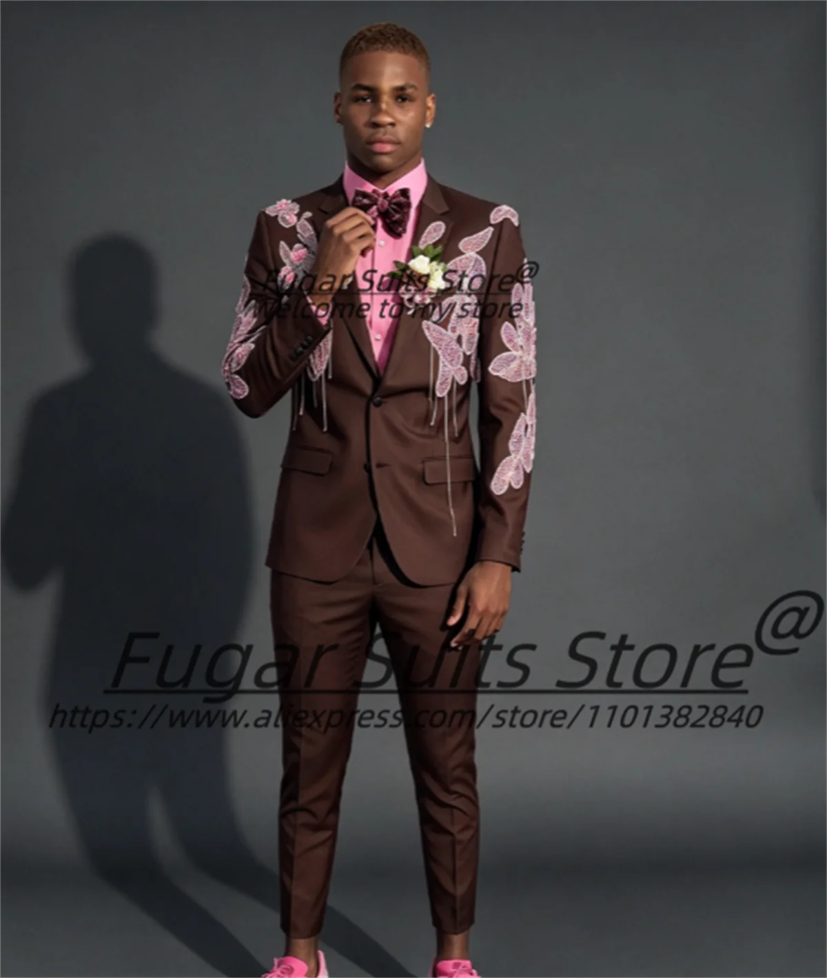 Classic Coffee Brown Men Suits Customized Pink Butterfly Sequin Embroidery Tassel Notch Lapel Groom Wedding Tuxedos 2Pieces Sets