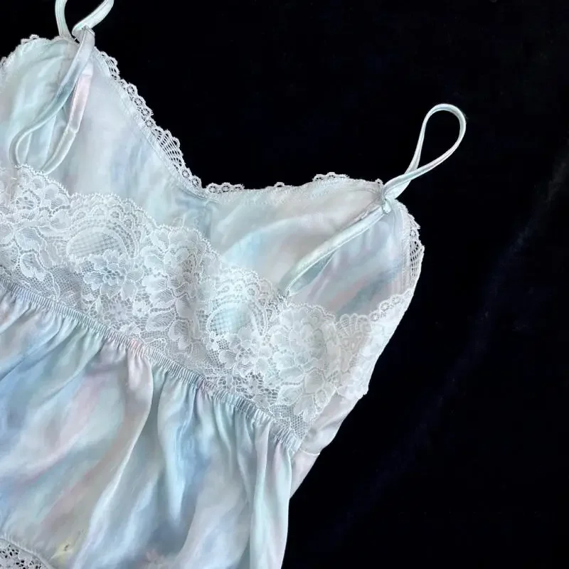 

Домашняя одежда из ледяного шелка, женская сексуальная кружевная отделка, домашняя одежда, пижамный костюм в стиле принцессы с цветочным принтом, 4 шт., топ на бретельках, шорты, брюки