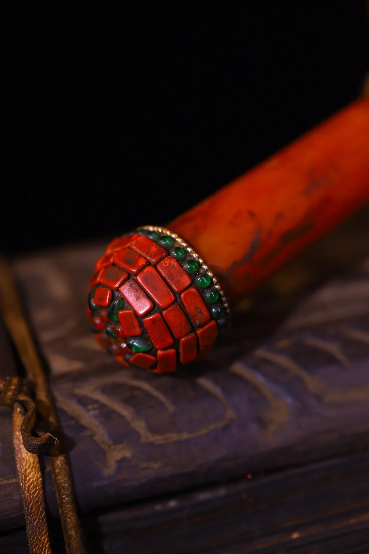 

Temple Collection Old Beeswax Mosaic Gem gZi Beads Turquoise Prayer Wheel Rocking Wheel Old Scriptures Worship Hall