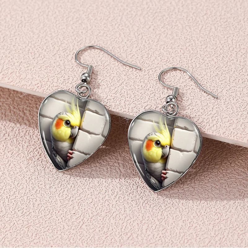 2024 New Cockatiel Bird Dangle Earring Heart Shaped Earrings Handmade Glass Dome Jewelry