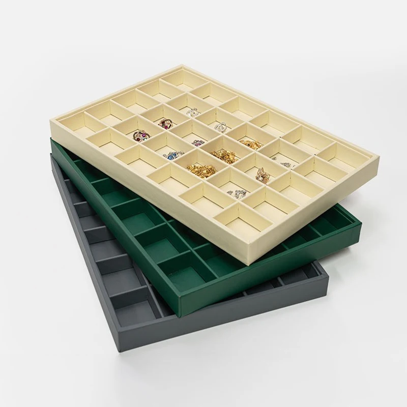 

Leather Jewelry Displays Tray Large Capacity Jewellery Organizer Pallet Counter Bracelet Rings Showcase Salver Eardrop Show Tray