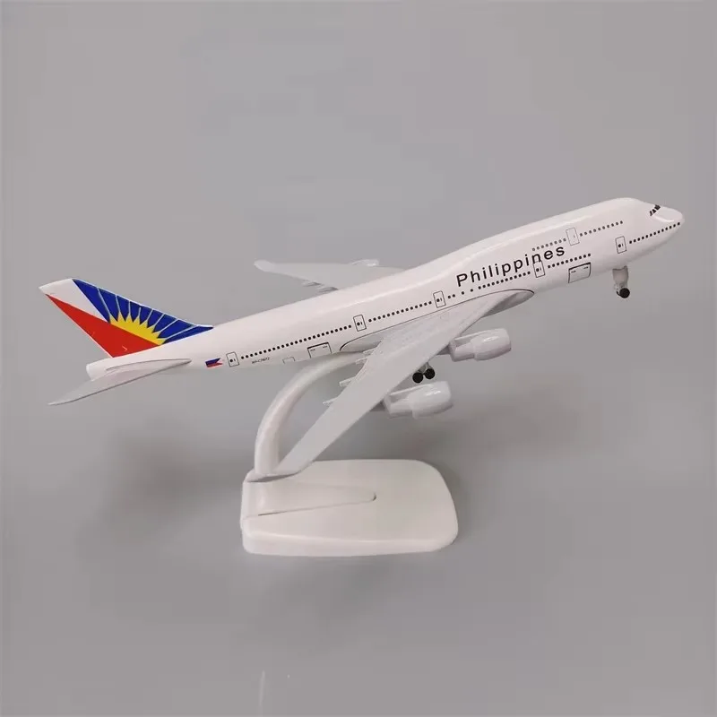 20cm B747 Philippine Airplane Model 747 Airlines Metal Aircraft Replica Alloy Material 1:400 Aviation Mold Gift Series