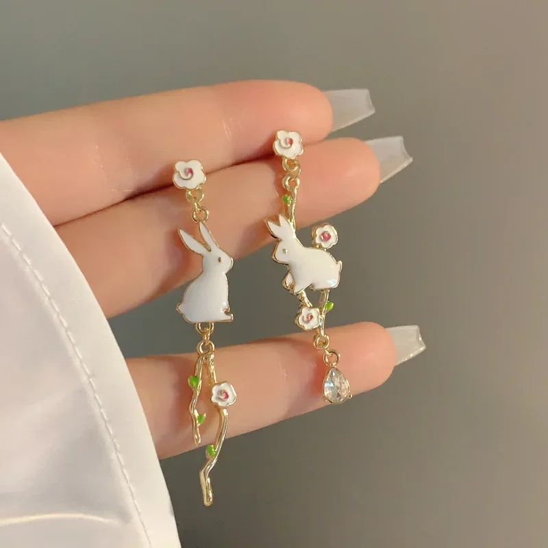 Original Design Long Sakura Flower Tassel Earrings Japanese Style Plum Blossom Cute and Funny Little White Rabbit Earrings