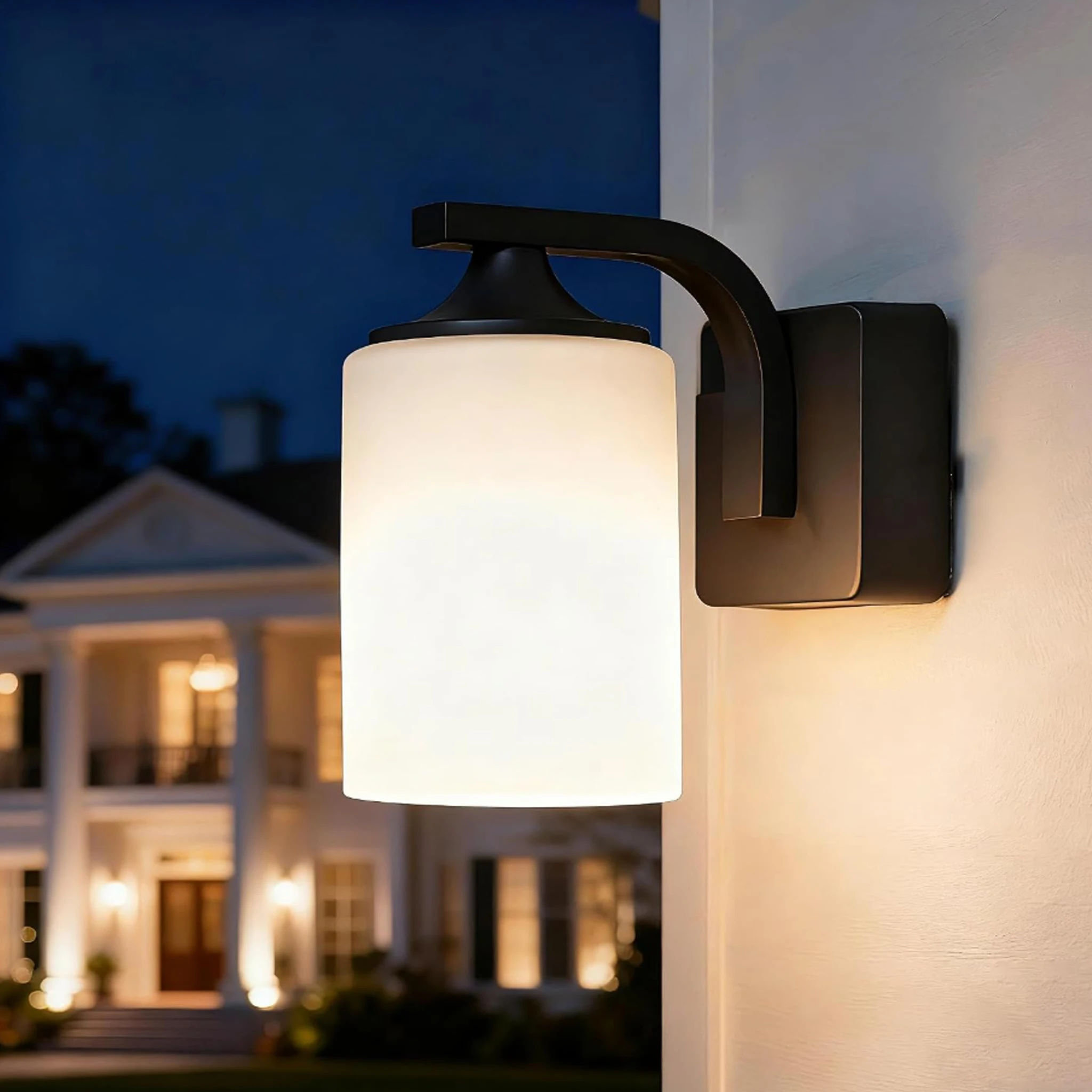 Outdoor Wall Light Waterproof Anti-Rust Aluminium Modern Wall Lamp Frosted Glass Wall Sconce Porch Garage Balcony Yard Lighting