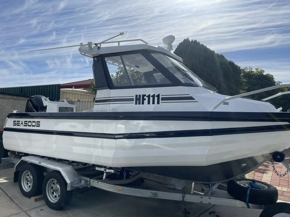 6m High Speed Sport Yacht With Cuddy Cabin 20FT Marine Offshore Boat with Hardtop Deep V Hull Aluminium Fishing Boat for Sale