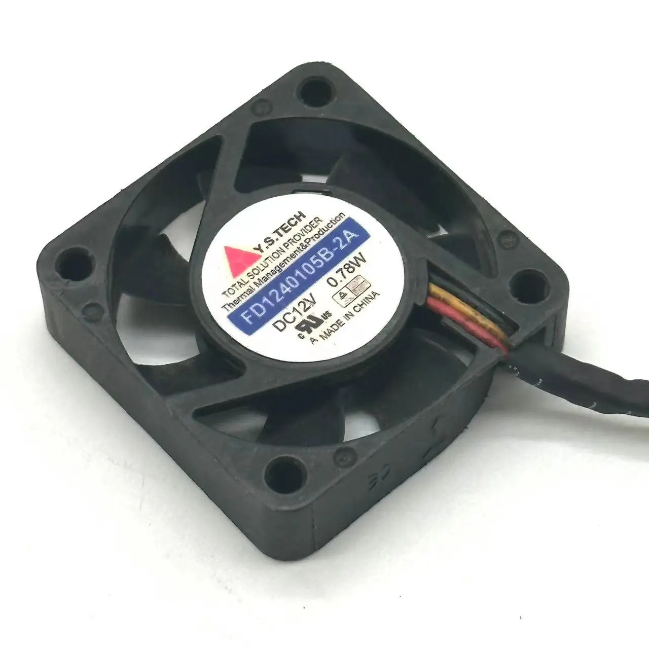 

Y.S TECH FD1240105B-2A Server Cooling Fan DC 12V 0.78W 40x40x10mm 3-Wire