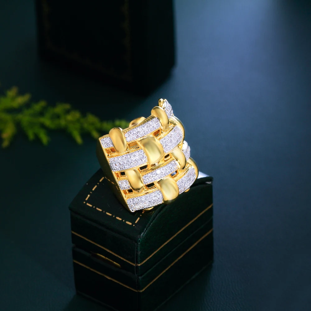 CWWZircons لونين ذهبي فاخر مكتنزة عبر خط مكعب الزركون كبير Forsted خواتم الاصبع للنساء اكسسوارات الحفلات J0252