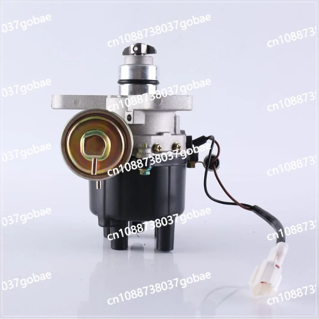 

Automotive ignition distributor for 19020-11320