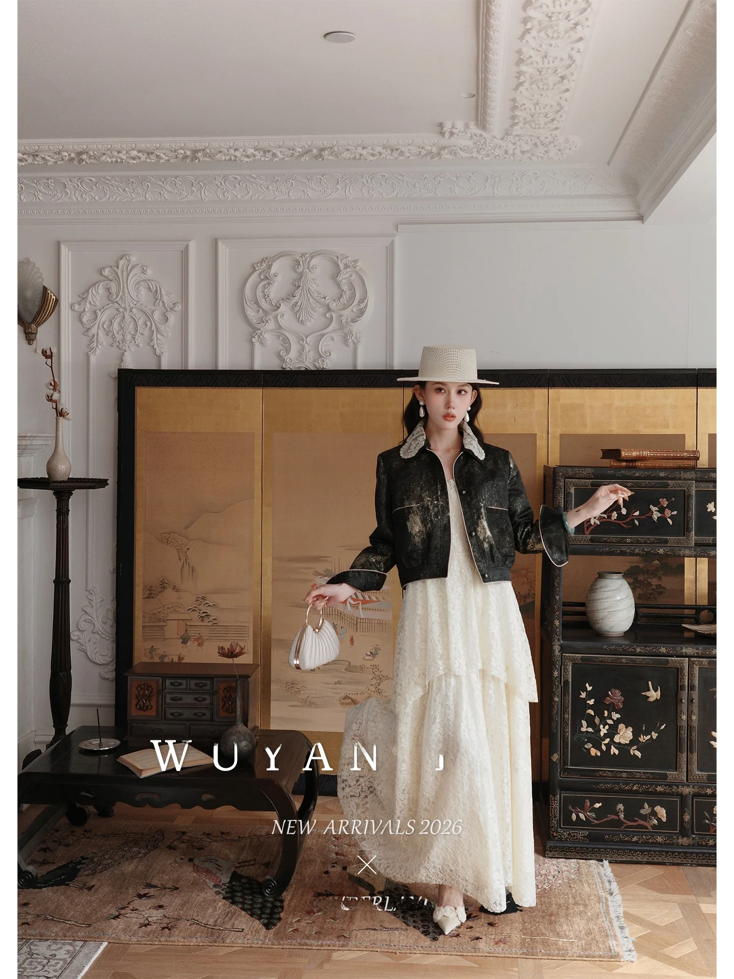 Gold Sprinkled Lace…