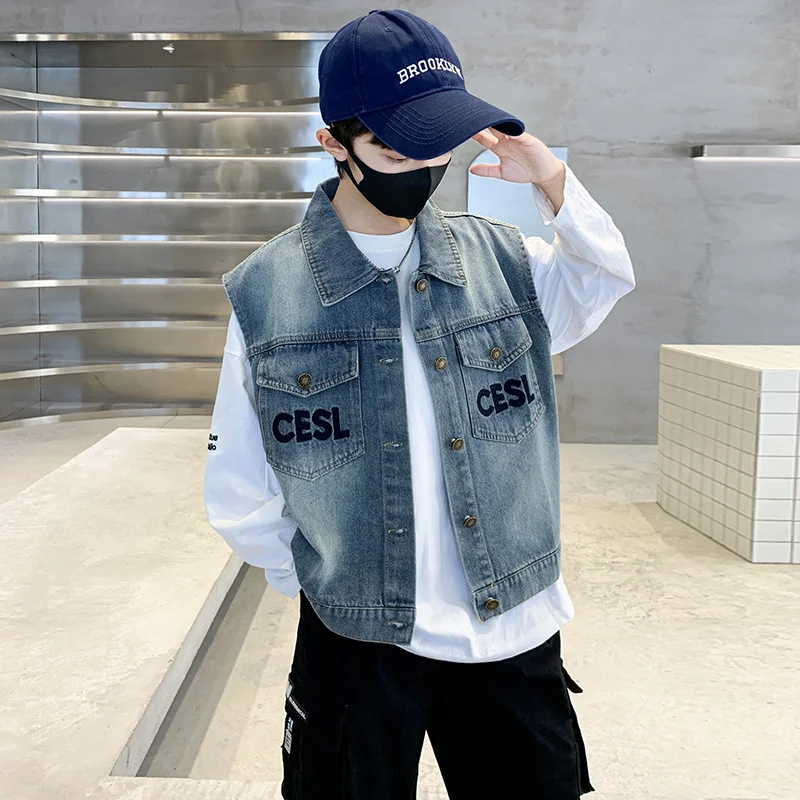 New Arrival Children's Vintage Blue Denim Vest For Teen Boys Casual Sleeveless Jacket With Front Pocket Kids Fashion Waistcoat