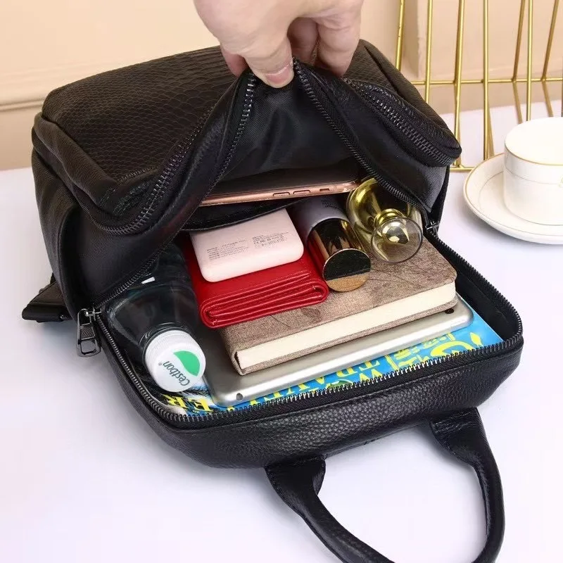 Fashionable, simple, classic women's backpack versatile, daily simple temperament, travel, commuting, leisure, school handbag