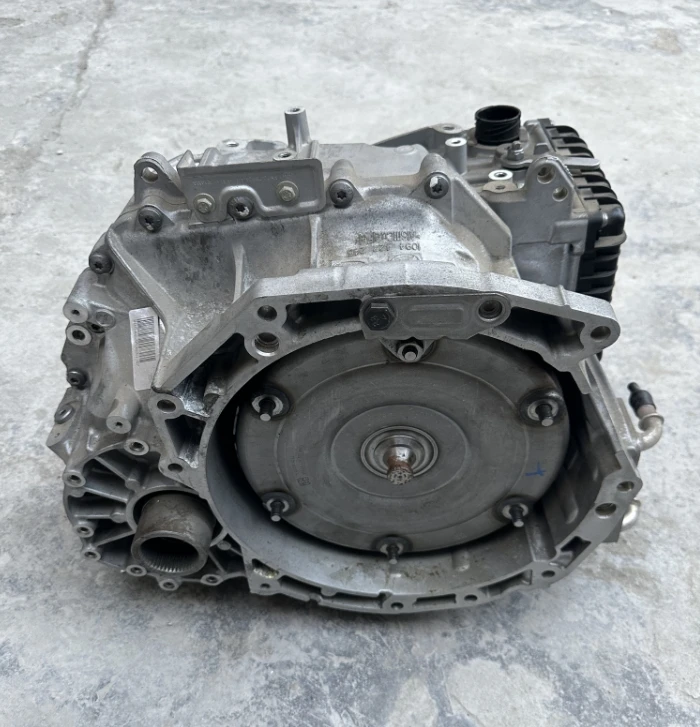 Factory Price 9HP48 Original Automatic Transmission 2015 Black2.0 L4 Land Rover Gearbox for Land Rover Range Rover