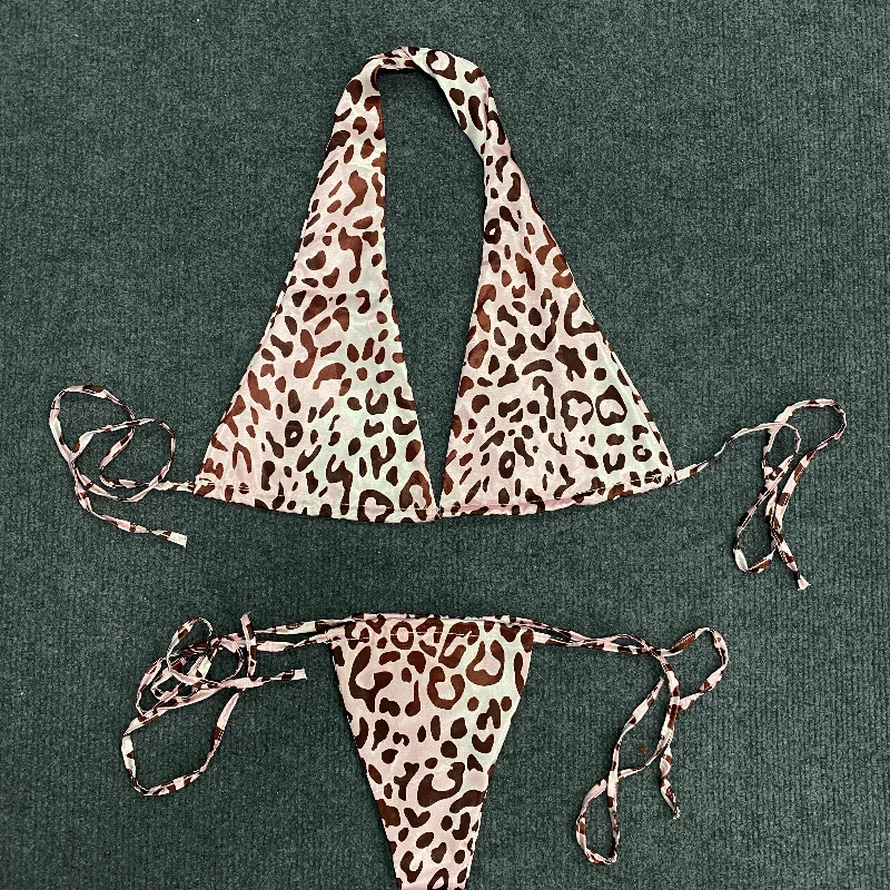 

Personalized hot girl slim belt beach vacation essential tight and pure desire triangle belt bikini high slit cut