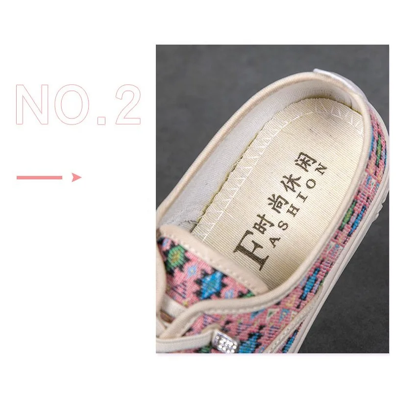 New 2024 lace up canvas shoes for women geometric printed sneaker woman soft plimsolls girls trainers round toe gym sports shoes
