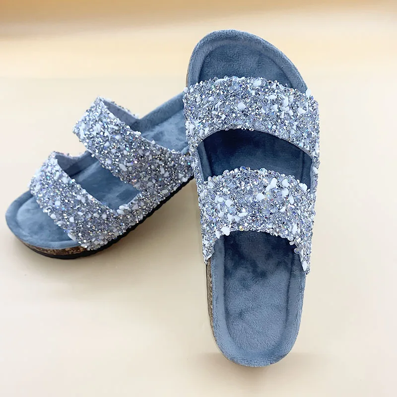 

Женские модные повседневные сандалии с блестящими пайетками, римские сандалии с открытым носком, пляжные женские тапочки с одним ремешком и стразами