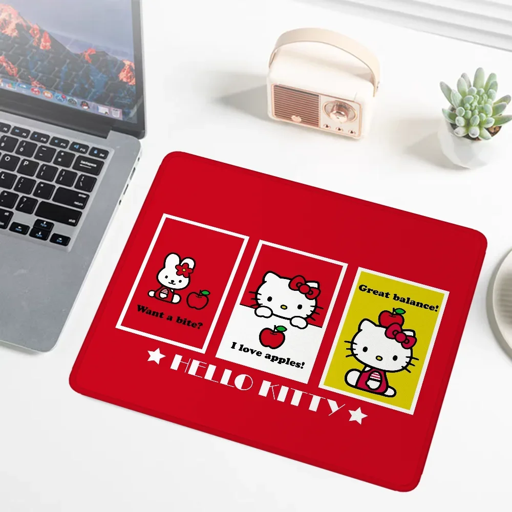 Small Leather Hello Kitty Mouse Pad Gaming Accessories Sanrio Desktop Mat Cartoon Computer Desk Accessories Kawaii Mousepad Mats