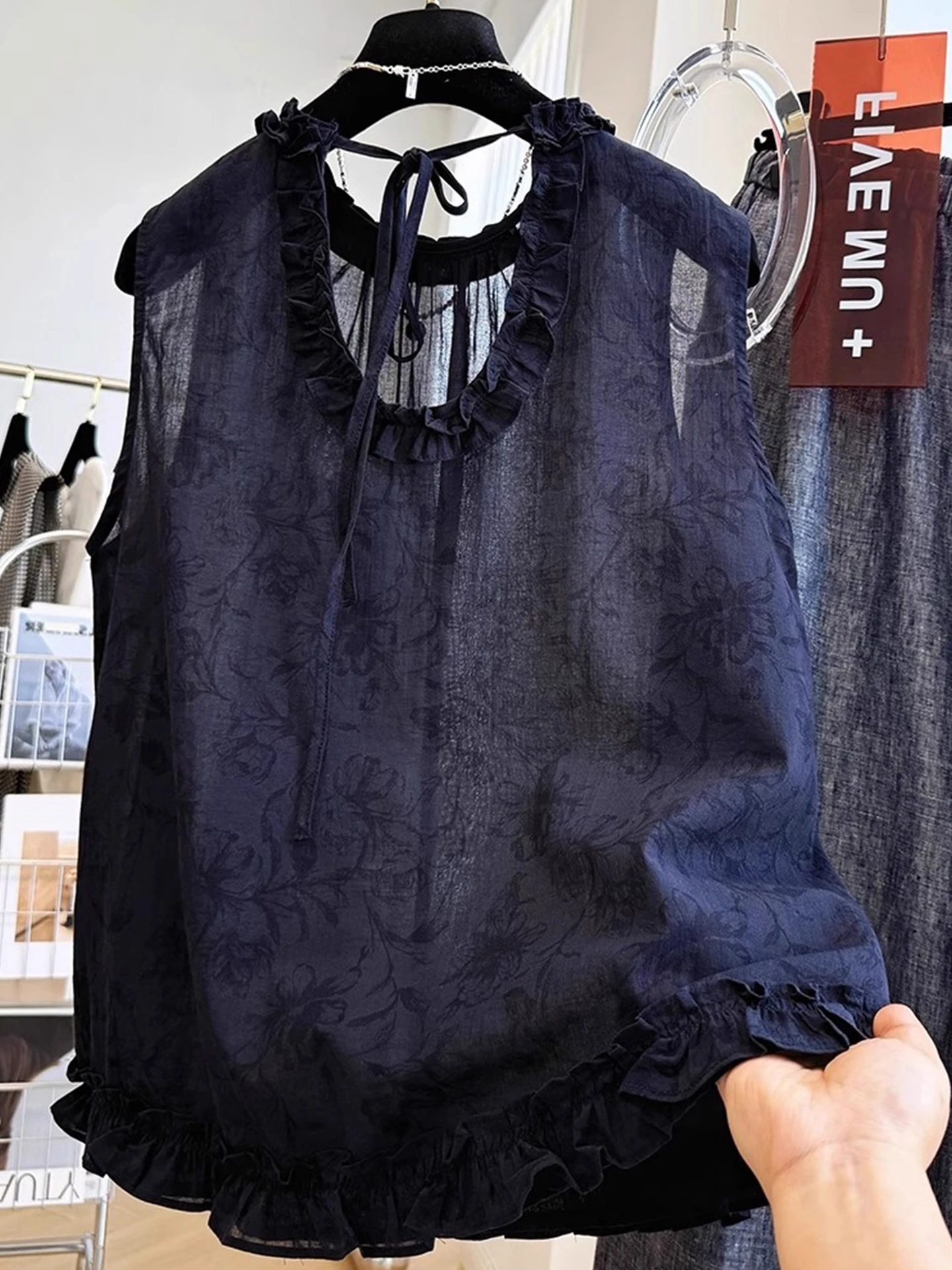 Casual bloemenborduurwerk Svel irt dames overhead top luxe lichtgewicht zomervest Koreaanse Sle straight cut zijde