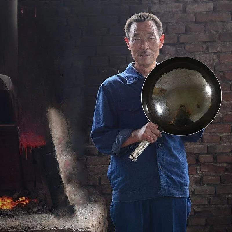 Blacksmith Zhangqiu wok iron round bottom stir-fried  layer  household black  mirror