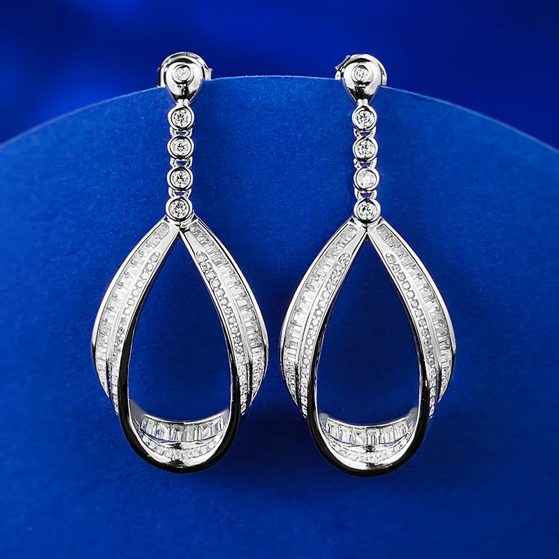 New European and American S925 sterling silver earrings for women's fashion and temperament, paired with evening dresses